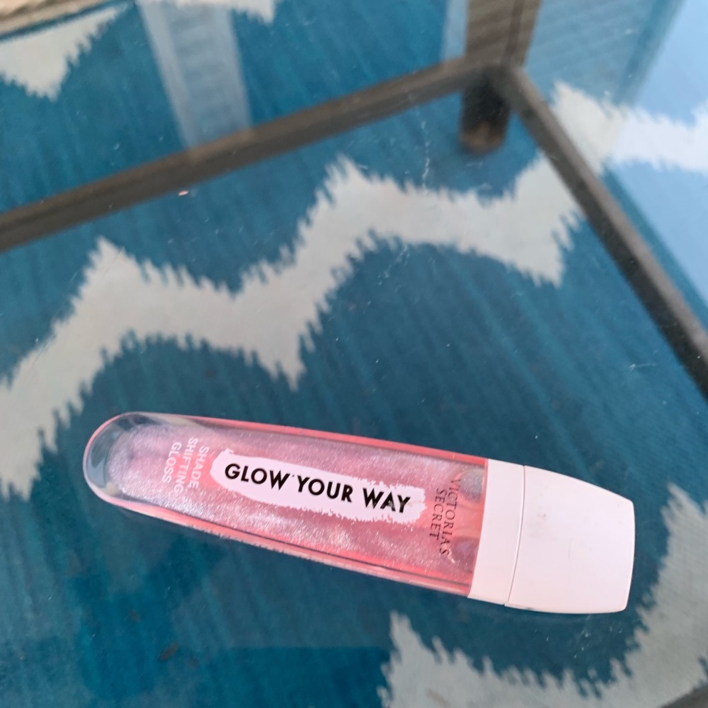 Lipgloss Glow Your Own Way